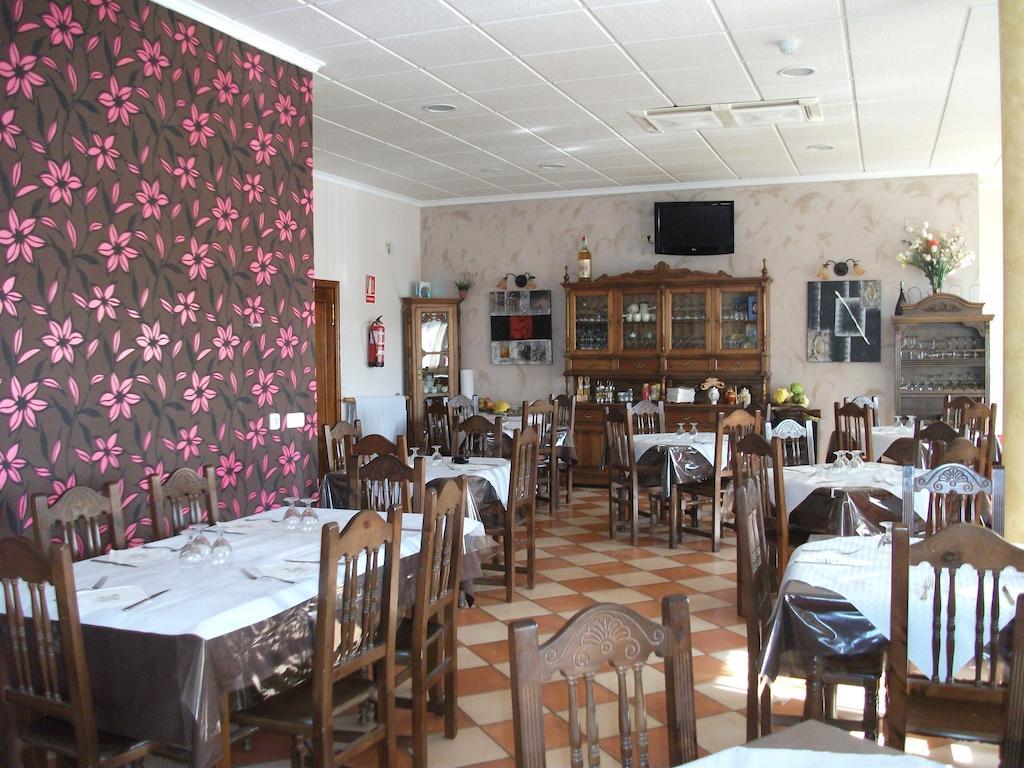 Hostal Cabanas Carboneras de Guadazaon Exterior photo